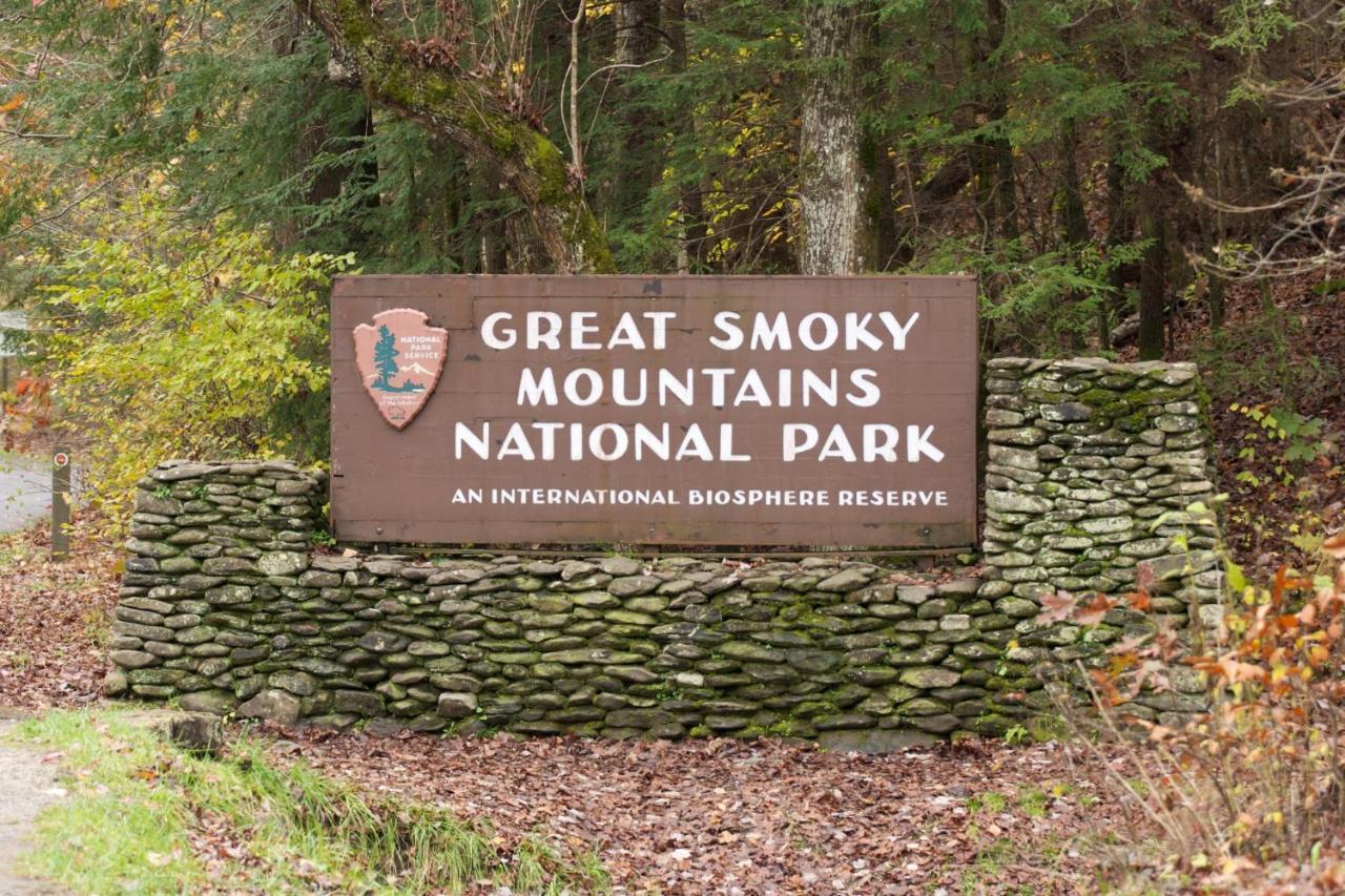 Her Majesty'S Way, Awesome Mtn Views, 1089 Free Tickets Each Paid Day, Dollywood And More Gatlinburg Kültér fotó