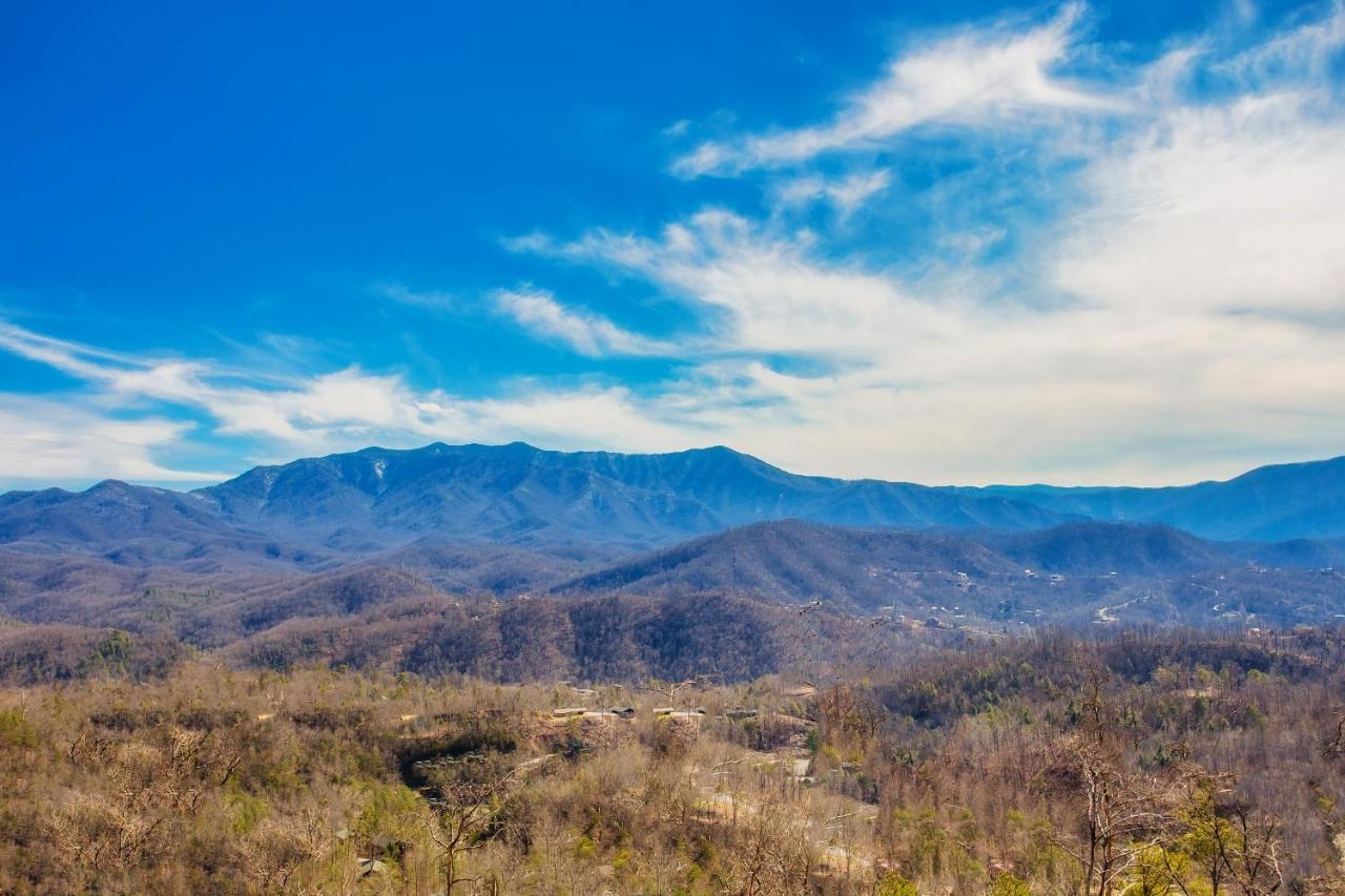 Her Majesty'S Way, Awesome Mtn Views, 1089 Free Tickets Each Paid Day, Dollywood And More Gatlinburg Kültér fotó
